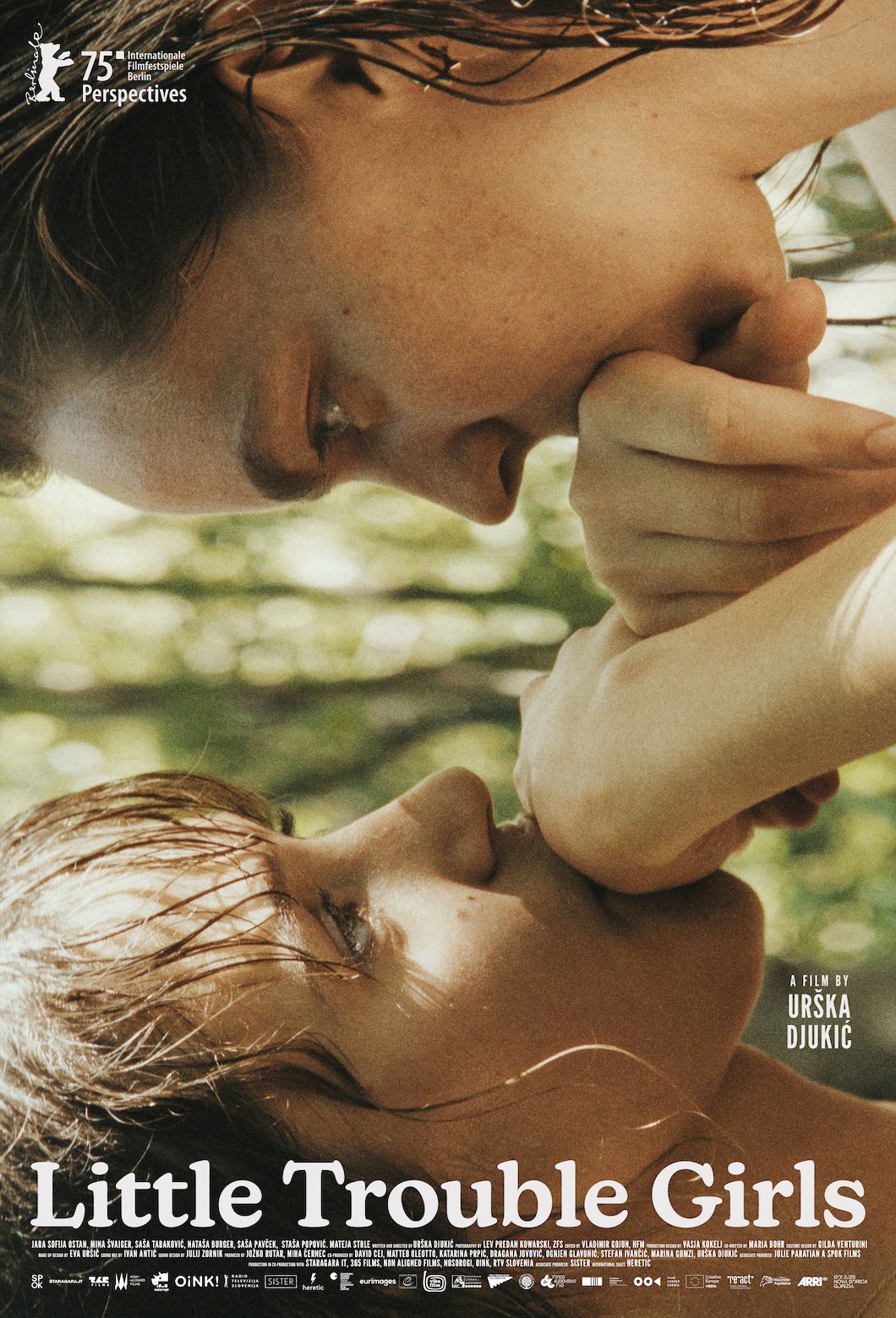 Affiche Little trouble girls