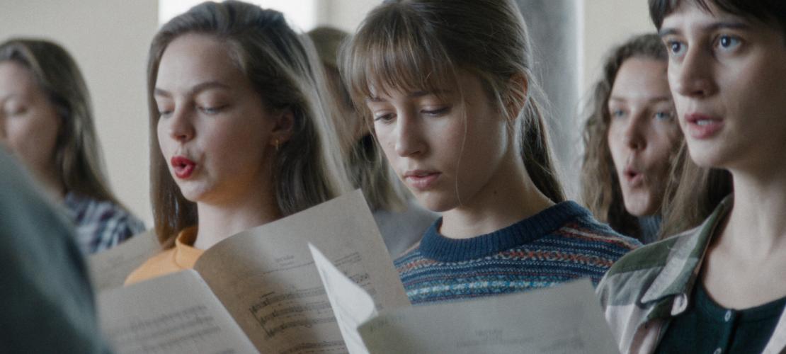 Image Little trouble girls